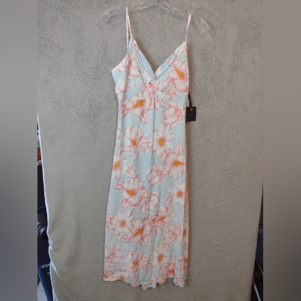 Takara Women Maxi Dress Sz M NWT
